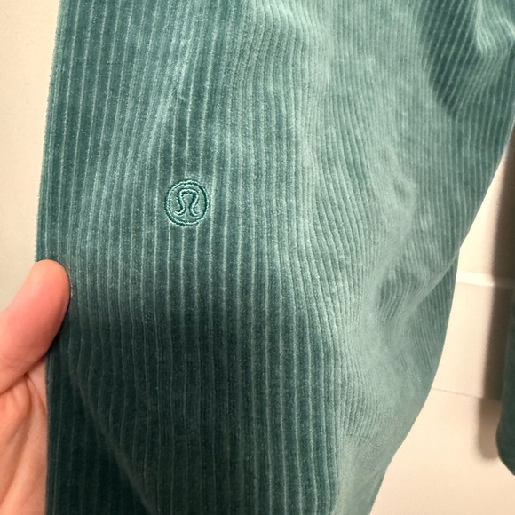 Lululemon Scuba Mid-Rise Wide-Leg Pant *Velvet Cord Storm Teal Size 10 - Picture 6 of 12